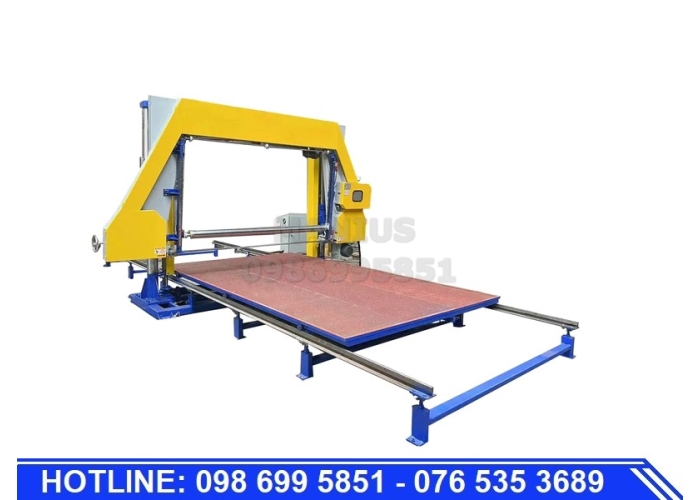 Máy cắt xốp dạng ngang