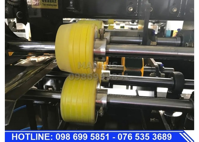 Máy đóng ghim thùng carton bán tự động